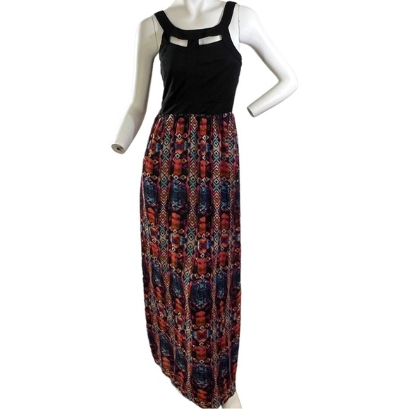 New Look Dresses & Skirts - New Look Maxi Dress woman’s Size Medium